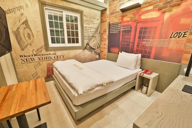 Daegu Daemyeong-Dong New Prince Hotel Chambre photo
